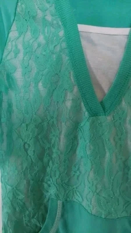 Camiseta com capuz 12anos – photo 10